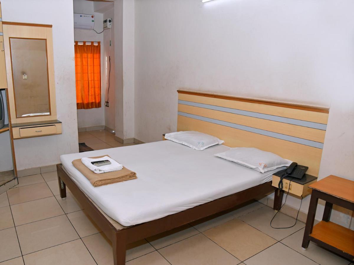 Hotel Aditya 퐁디셰리 외부 사진