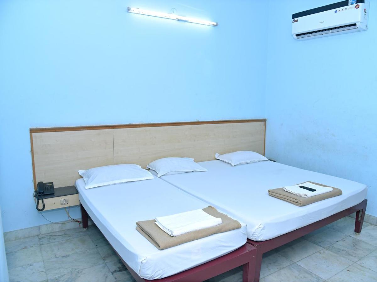 Hotel Aditya 퐁디셰리 외부 사진